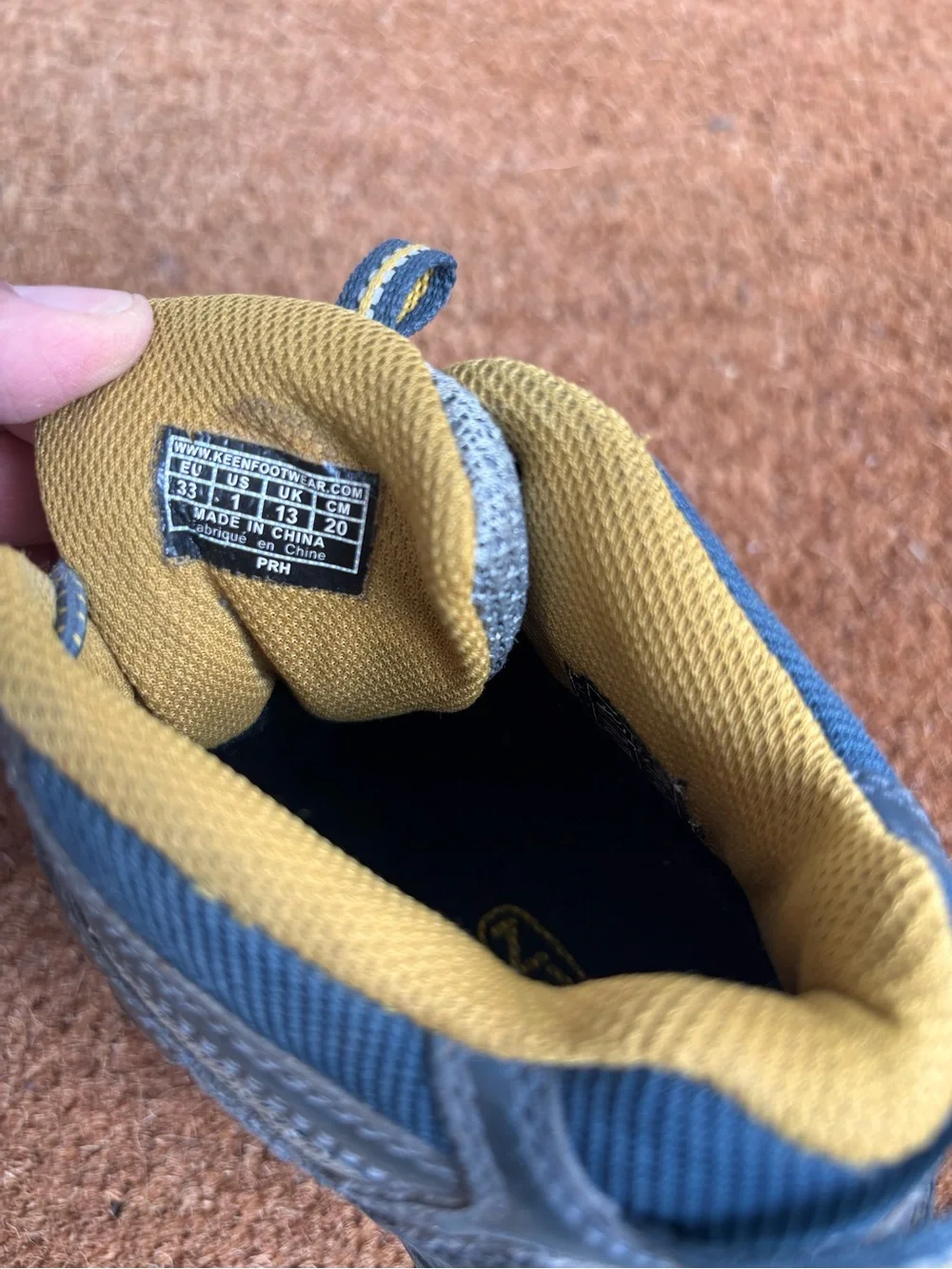 Keen kid waterproof